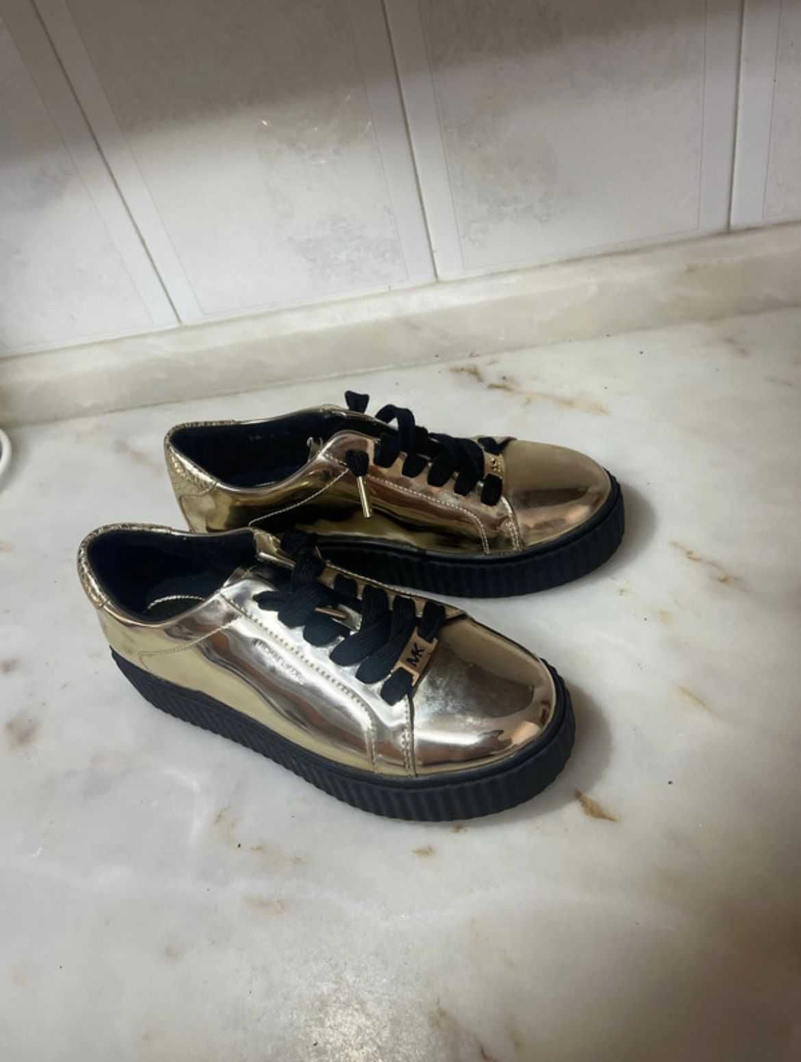 Tênis Michael kors