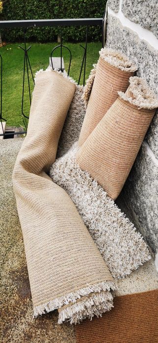 Vendo 3 tapetes como novos