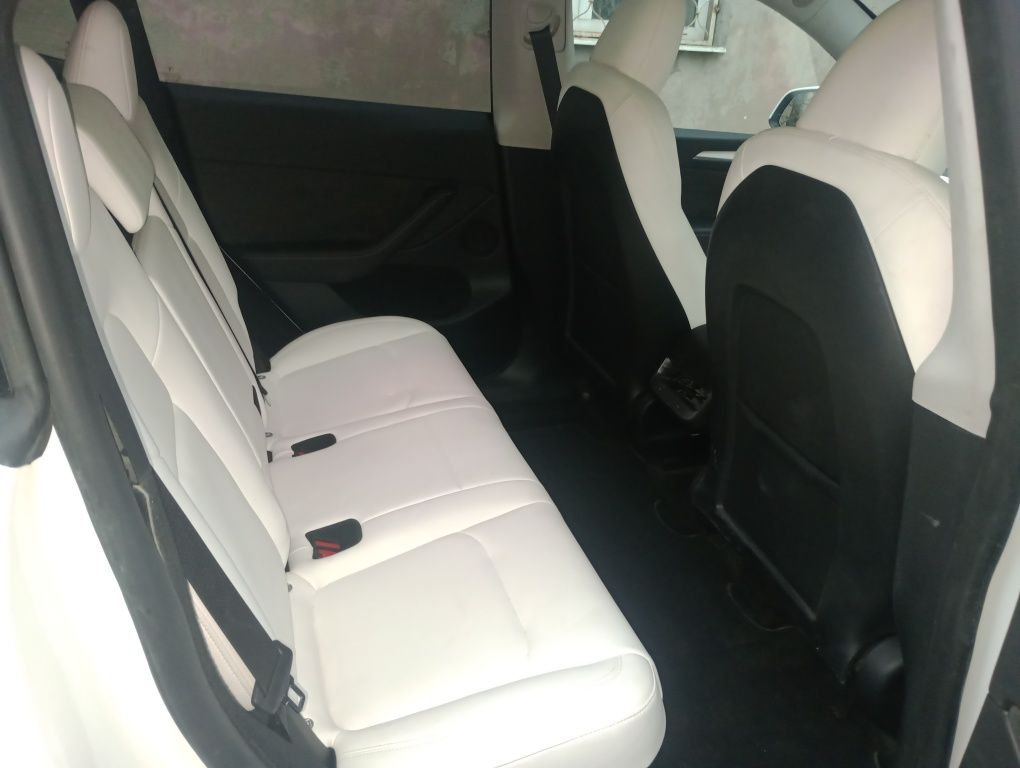 Tesla model Y 2023р. Long Renge 82kWh 25500$