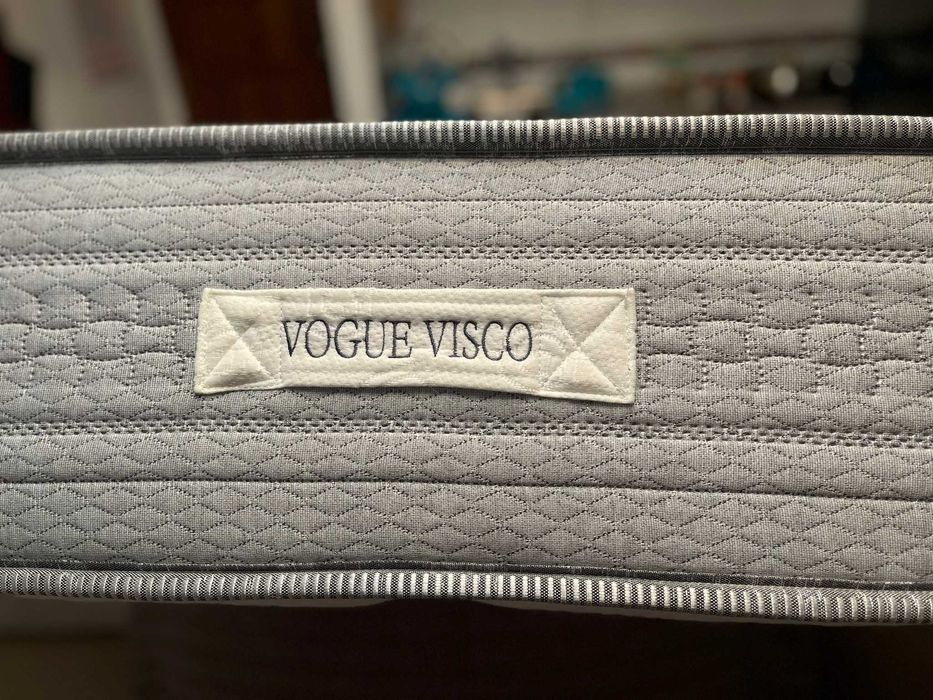 Colchão casal ( OPORTUNIDADE)