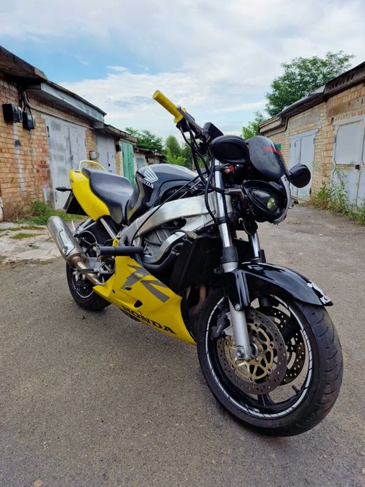 Honda CBR 600 F4 Переоформление
