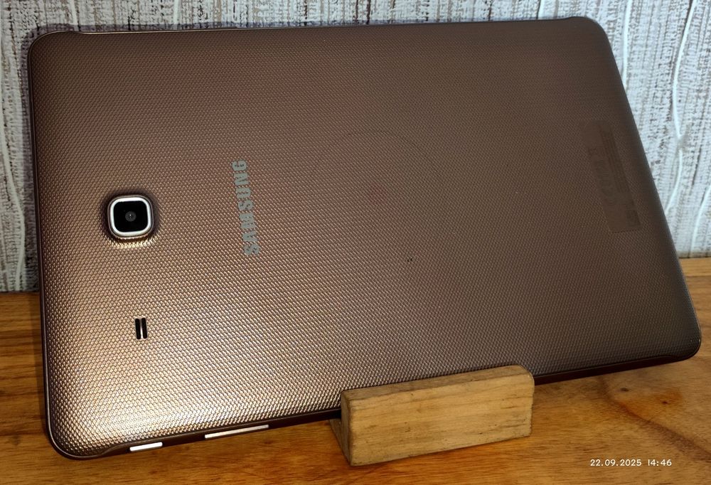 Планшет 10 дюймов на 1 сим 4G LTE Samsung Galaxy Tab 2/16 комплект