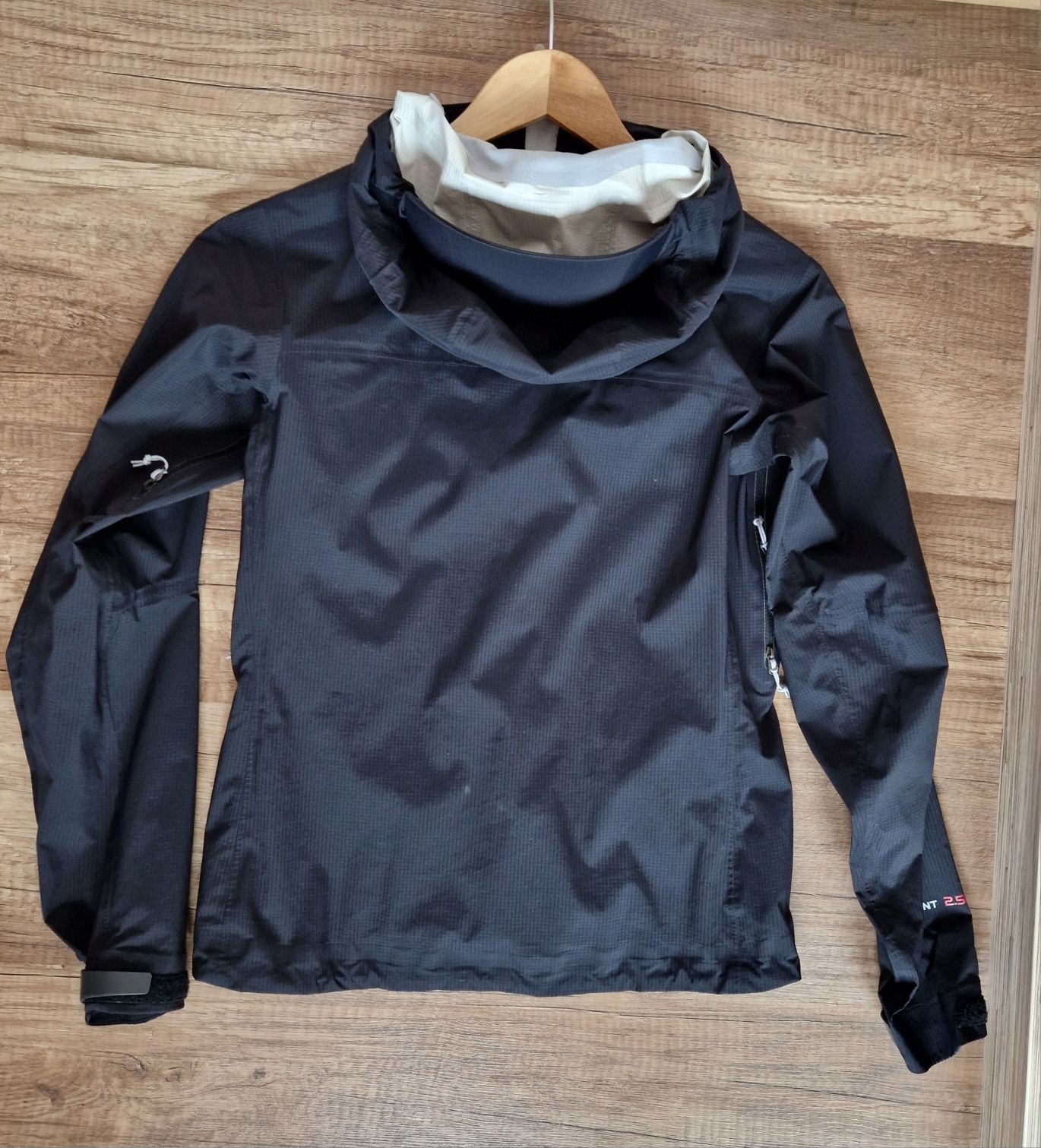 Kurtka The North Face HyVent 2.5L Summit series! Damska wodoodporna XS
