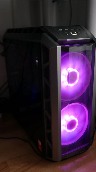 Komputer Gamingowy i7-8700K / GTX 1080 / 16GB / 3x SSD / RGB