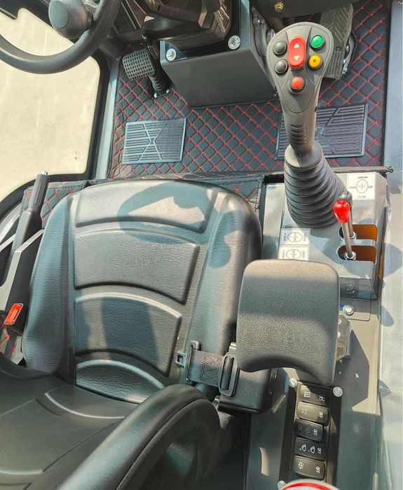 Nowa ładowarka teleskopowa Bultra K1090T silnik Kubota miniładowarka