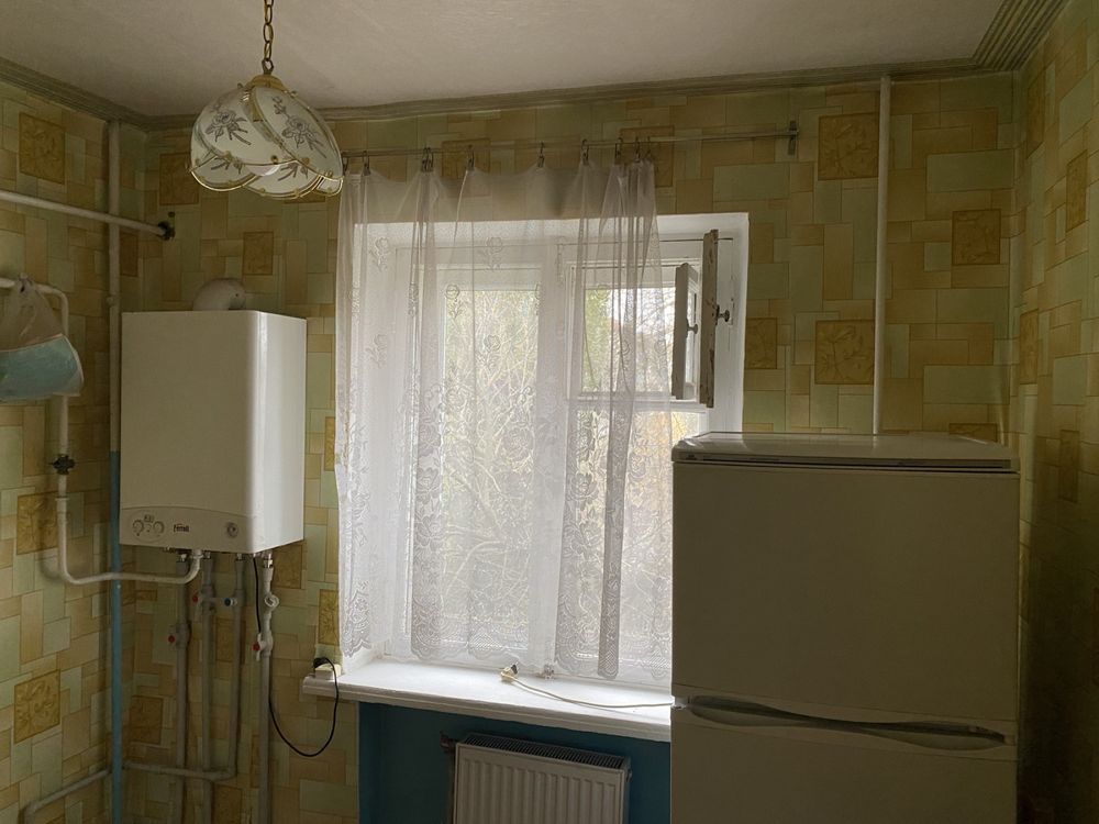 Сдам 3к квартиру.Автономное отопление,ул Соборная 28