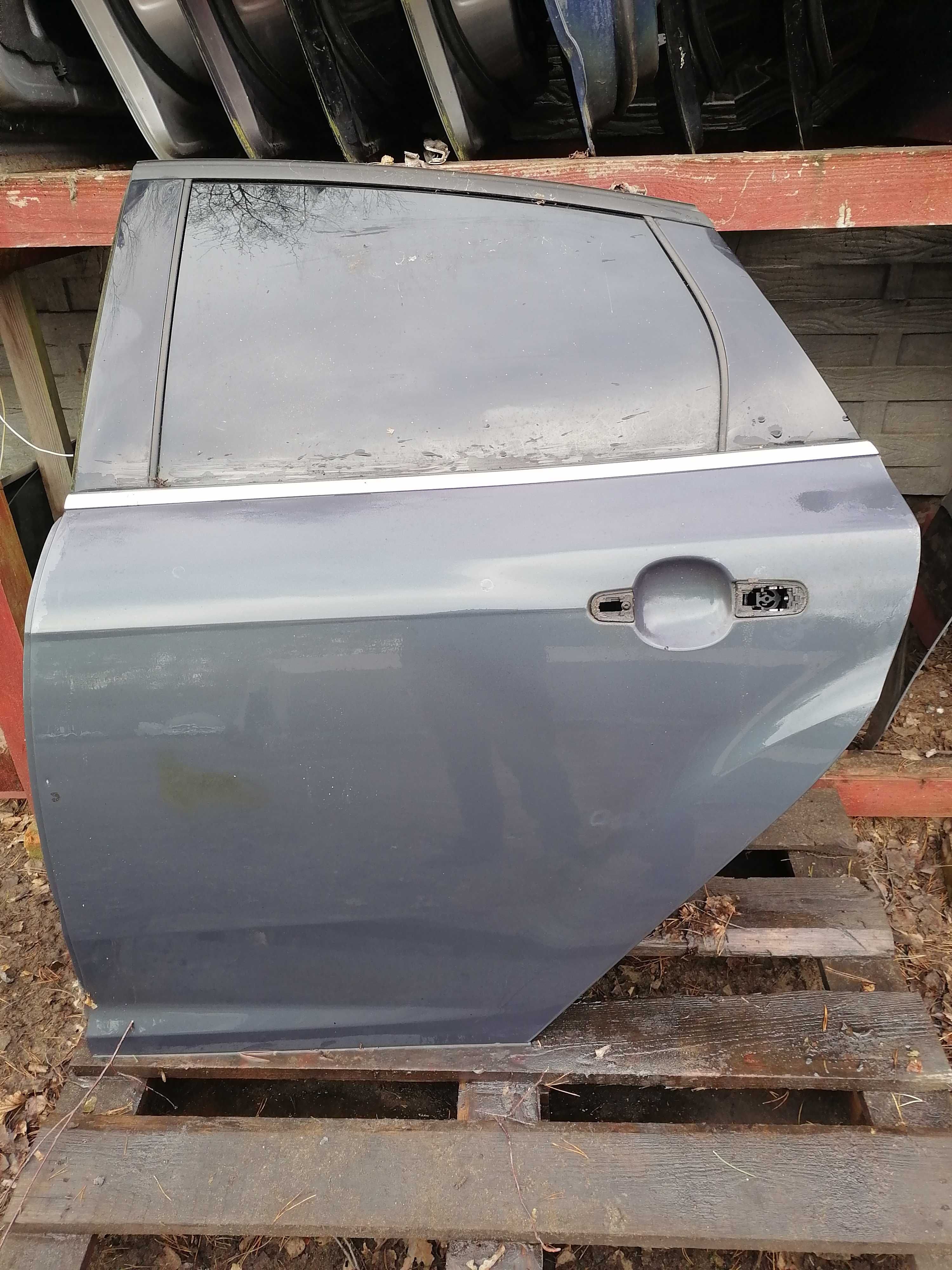 drzwi lewe tył tylne ford focus mk3 EB HB