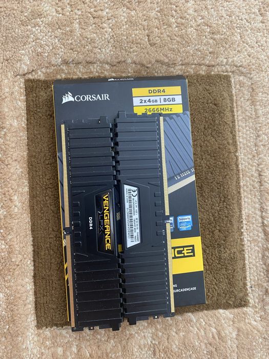 DDR4 2x4GB 2666MHz Corsair Vengeance