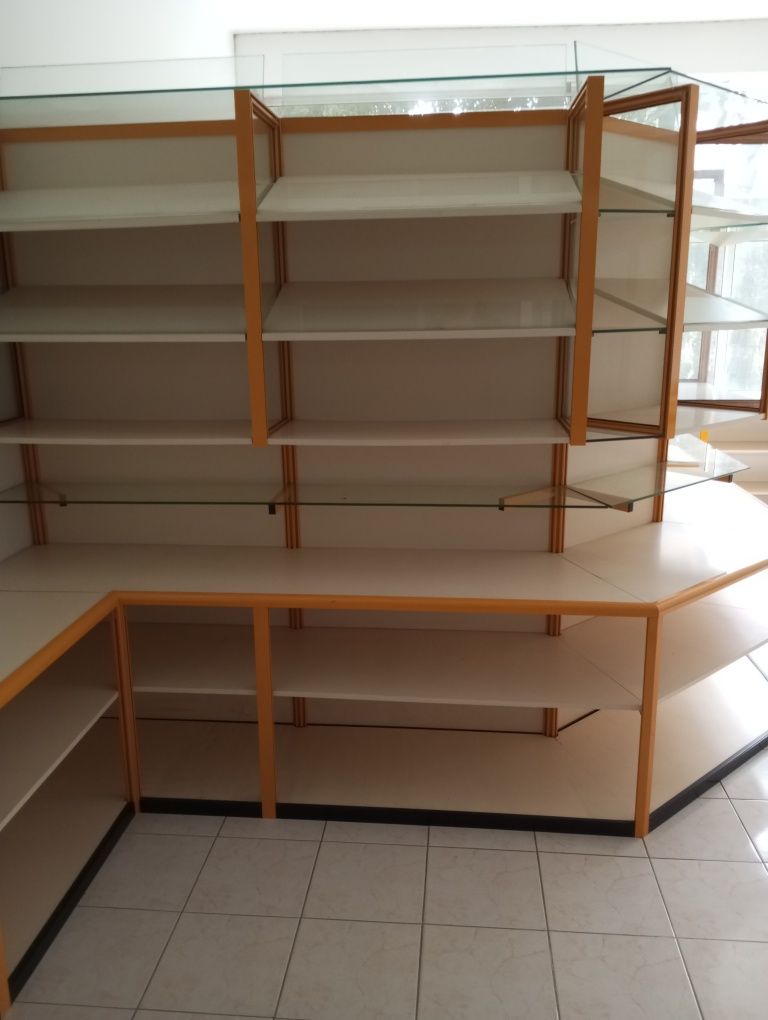 Móveis de papelaria