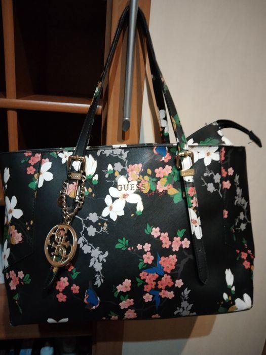 Torebka damska Guess duża