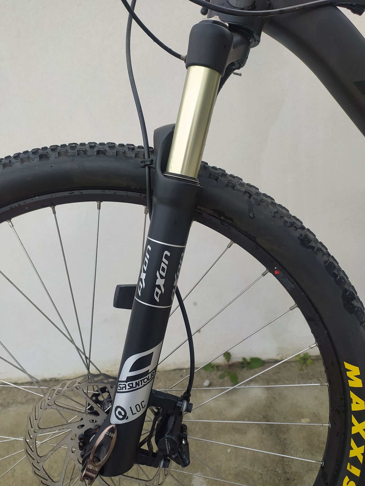 Suspensão Suntour Axon 27.5