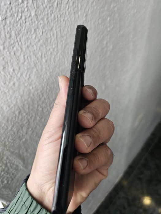 Galaxy S21 ultra..512/16gb