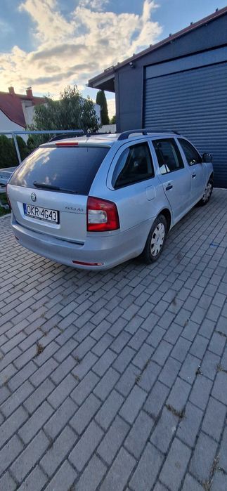 Skoda octavia 1.6 2011