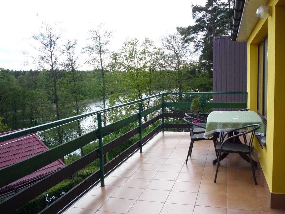 Wynajem domu z widokiem na jezioro  dla pracowników i       turystow