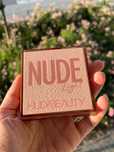 Huda beauty nude light paleta cieni