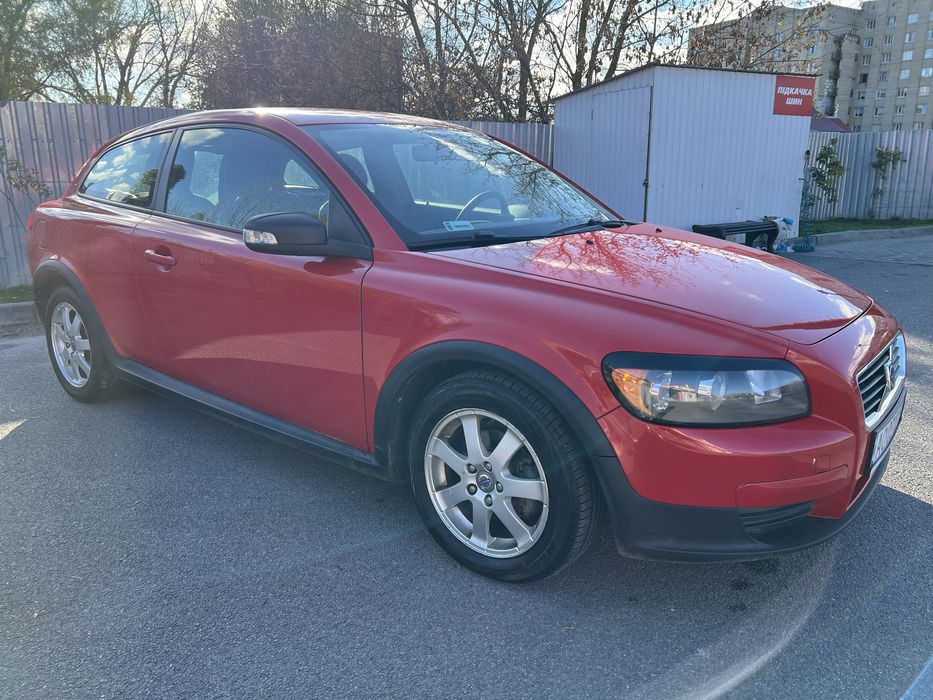 Volvo c30 2.0 дизель  Вольво  Продаж