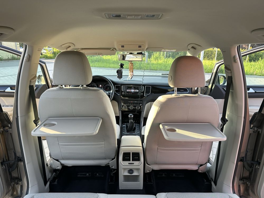 Volkswagen Golf VII Sportsvan