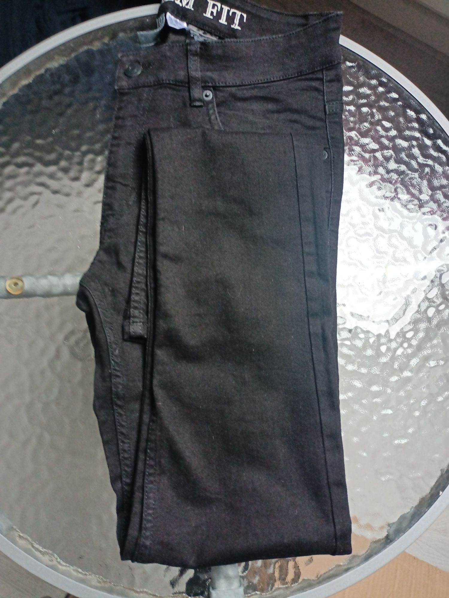 Spodnie chłopięce męskie jeans L