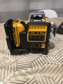 Laser Dewalt zielony