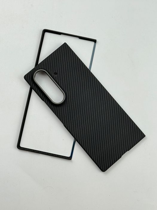 Чехол из настоящего карбона для Samsung Galaxy Fold 7 (600D) + MagSafe
