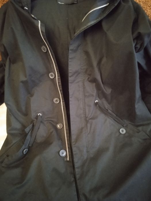 Продам мужскую ветровку