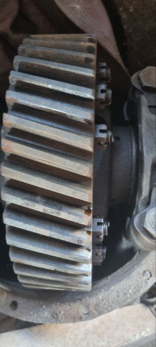 Продам редуктор заднего моста зил