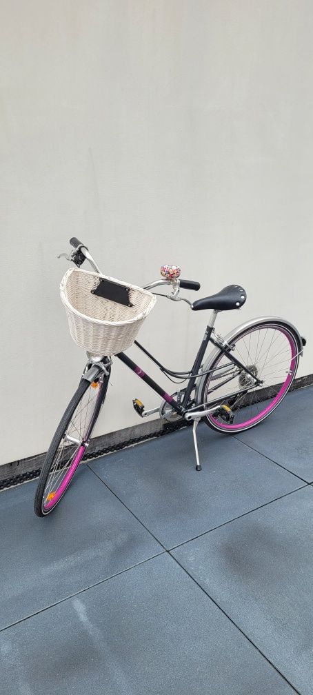 Piękny rower miejski GIANT rama s koło 28 cali stan bdb
