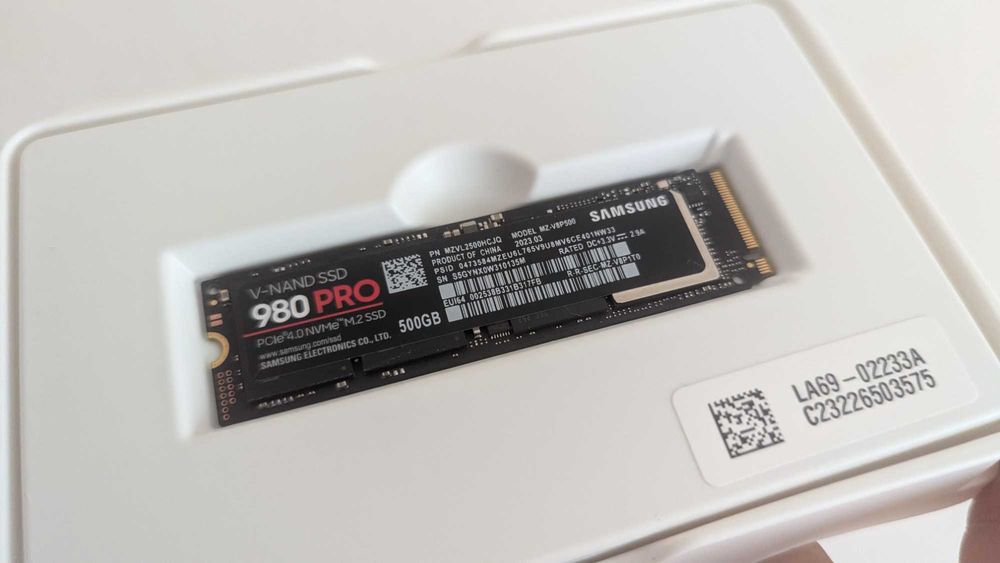 980 PRO PCle 4.0 NVMe M.2 SSD 500gb