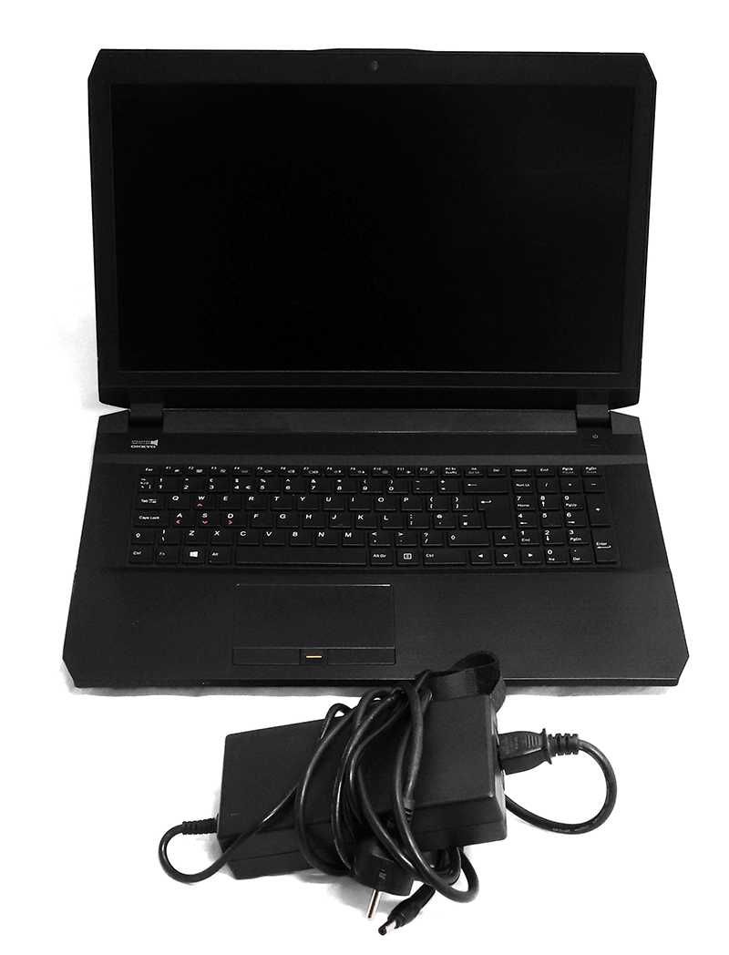 Laptop Clevo P670SG 17,3" | i7-4710HQ | GTX 980M | 16GB DDR4 | 3 dyski