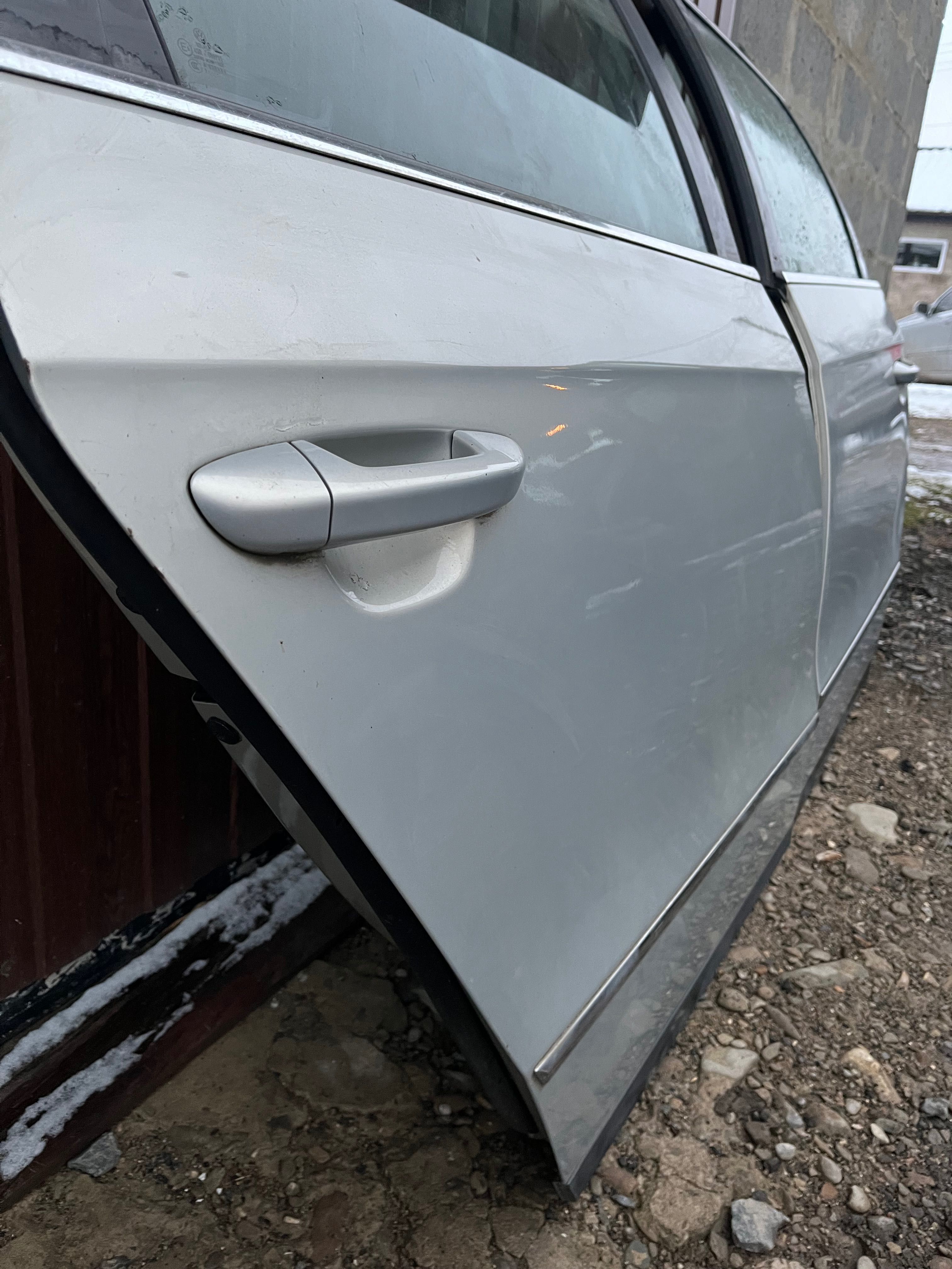 Двері задні LR7L Passat B6 універсал дверки ліва права пассат б6