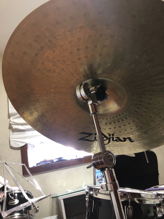 Pratos Zildjian planet Z (ride)