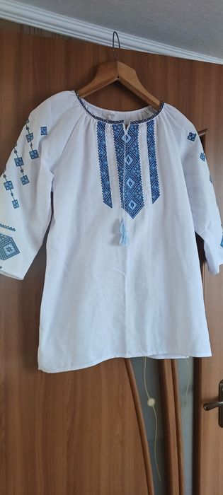 Вишиванка жіноча