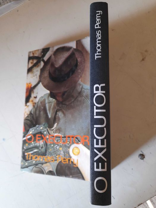 Livro " O Executor " Antigo