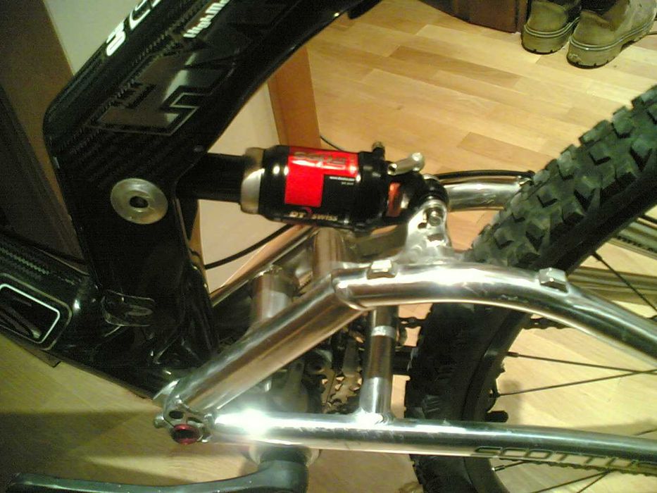 Quadro em Carbono SCOTT G-Zero Strike Limited suspensão total