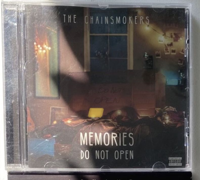 Płyta The Chainsmokers - Memories do not open