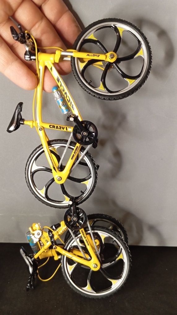 Велосипед модель колекционная 1:10. Bike. 19см.