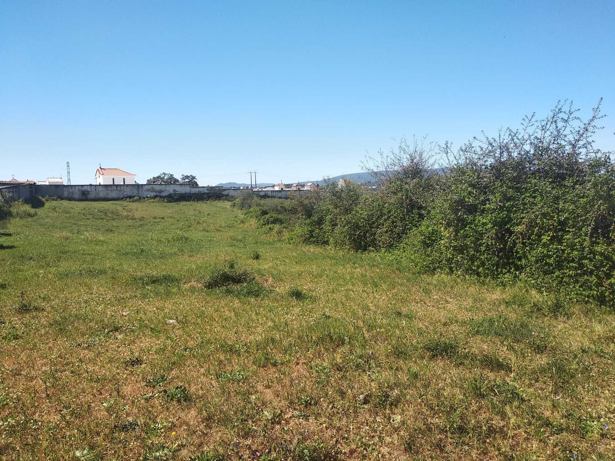 Vende-se terreno 2000 m2, com Projeto