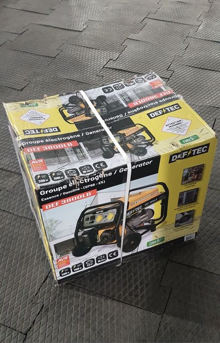 Продам генератор Defitec 3800LB