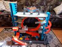 Tor wyścigowy Hot Wheels HW Ultimate Garage