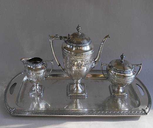Американский старинный кофейный набор "DERBY SILVER CO."