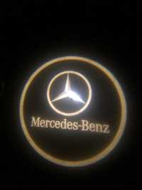 Mercedes - Benz проектор на двері