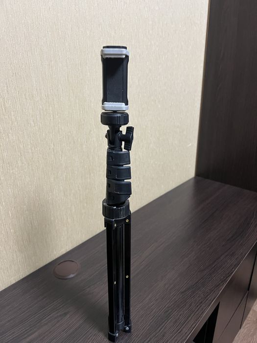 Штатив для телефона