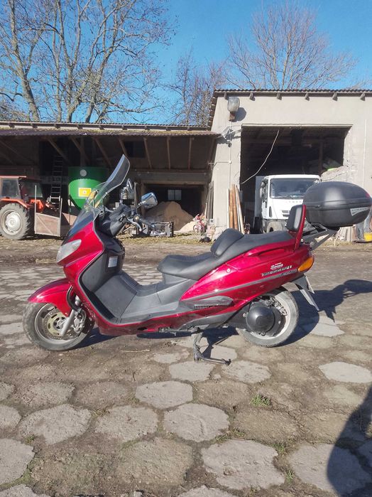 suzuki burgman 400 mały przebieg 20 000km