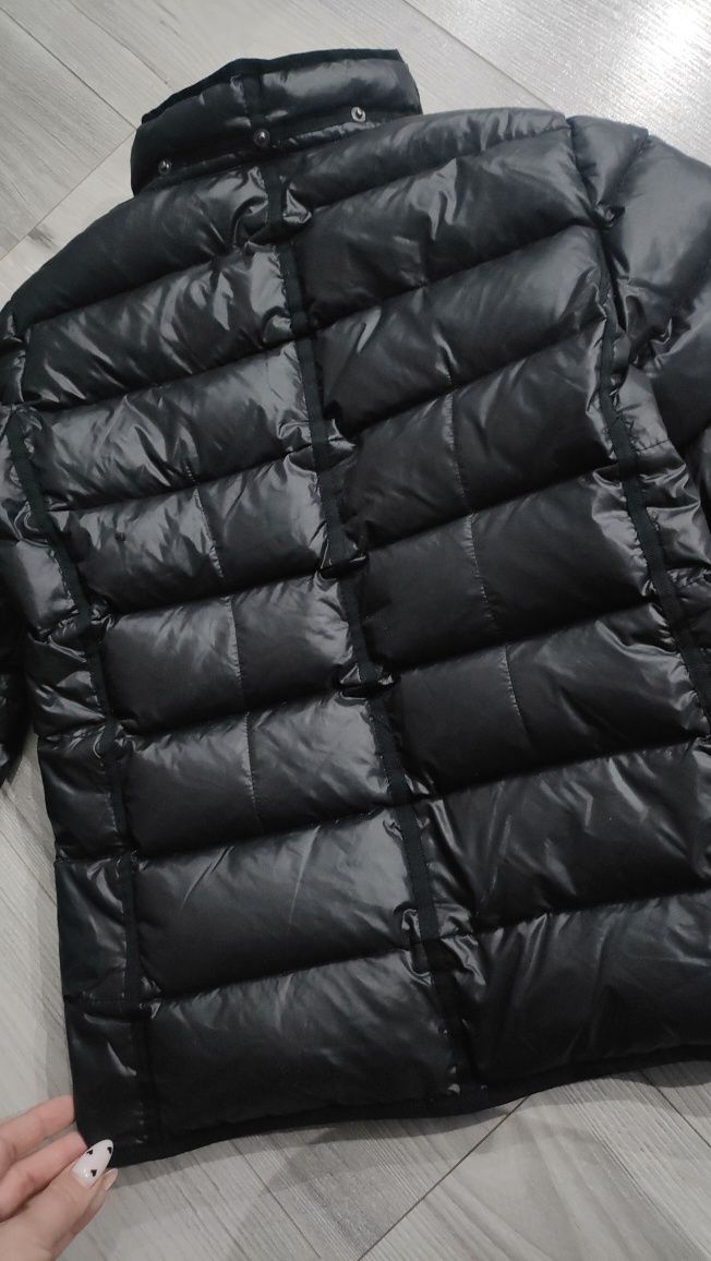 Zimowa kurtka z kaczym pierzem S Moncler