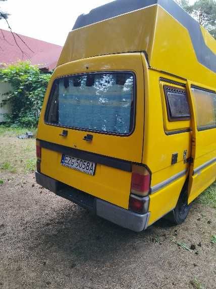 kamper mazda samochod kempingowy 2.0 benzyna
