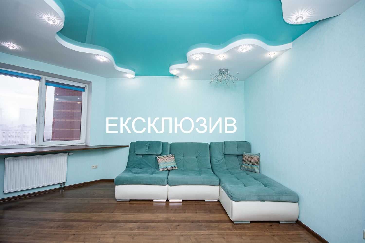 Без% Продам простору 2-к квартиру, Ревуцького 9, метро Харківська