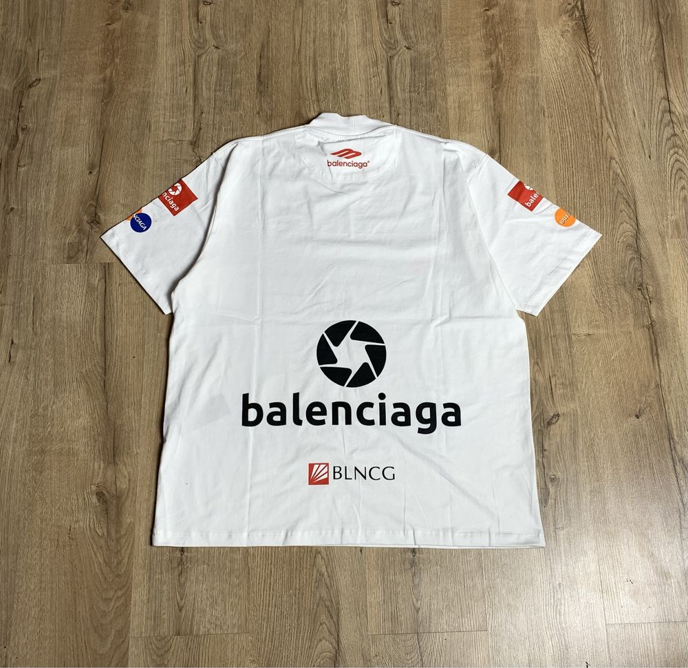 Футболка Balenciaga Top League Oversized in White