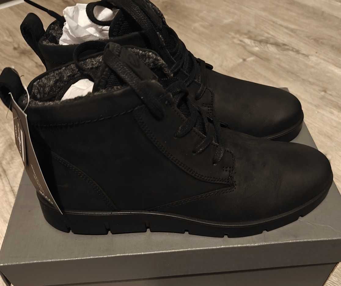ECCO Bella botki zimowe damskie czarne r. 39