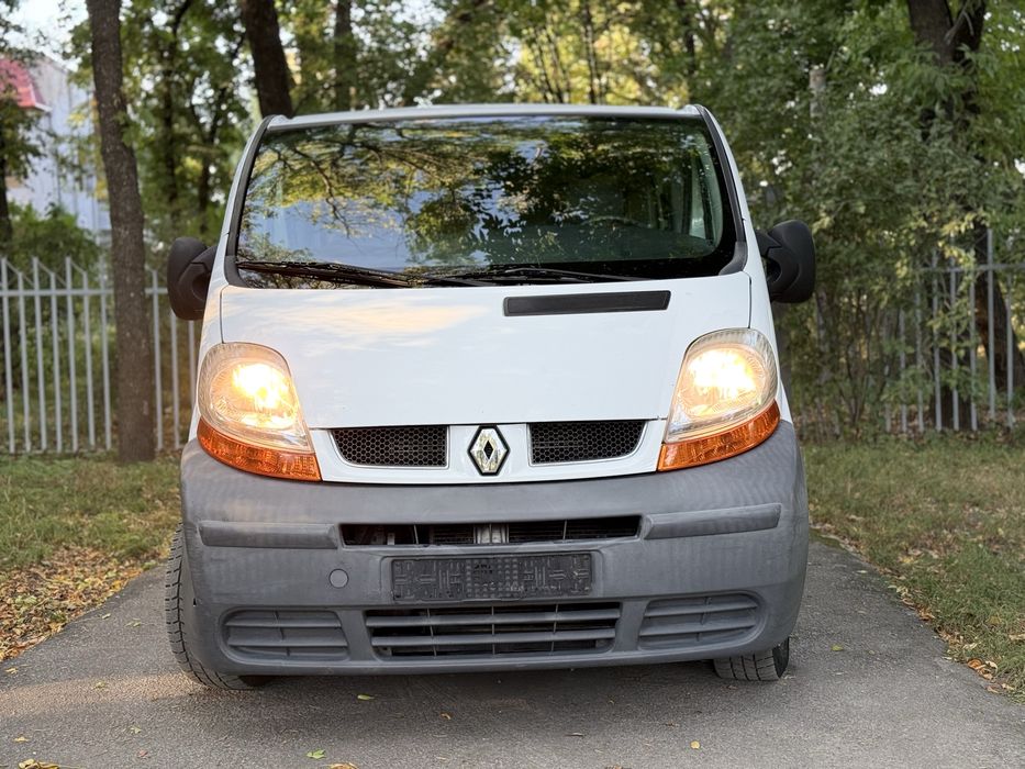 Продам  Renault Trafic 1.9 D Long