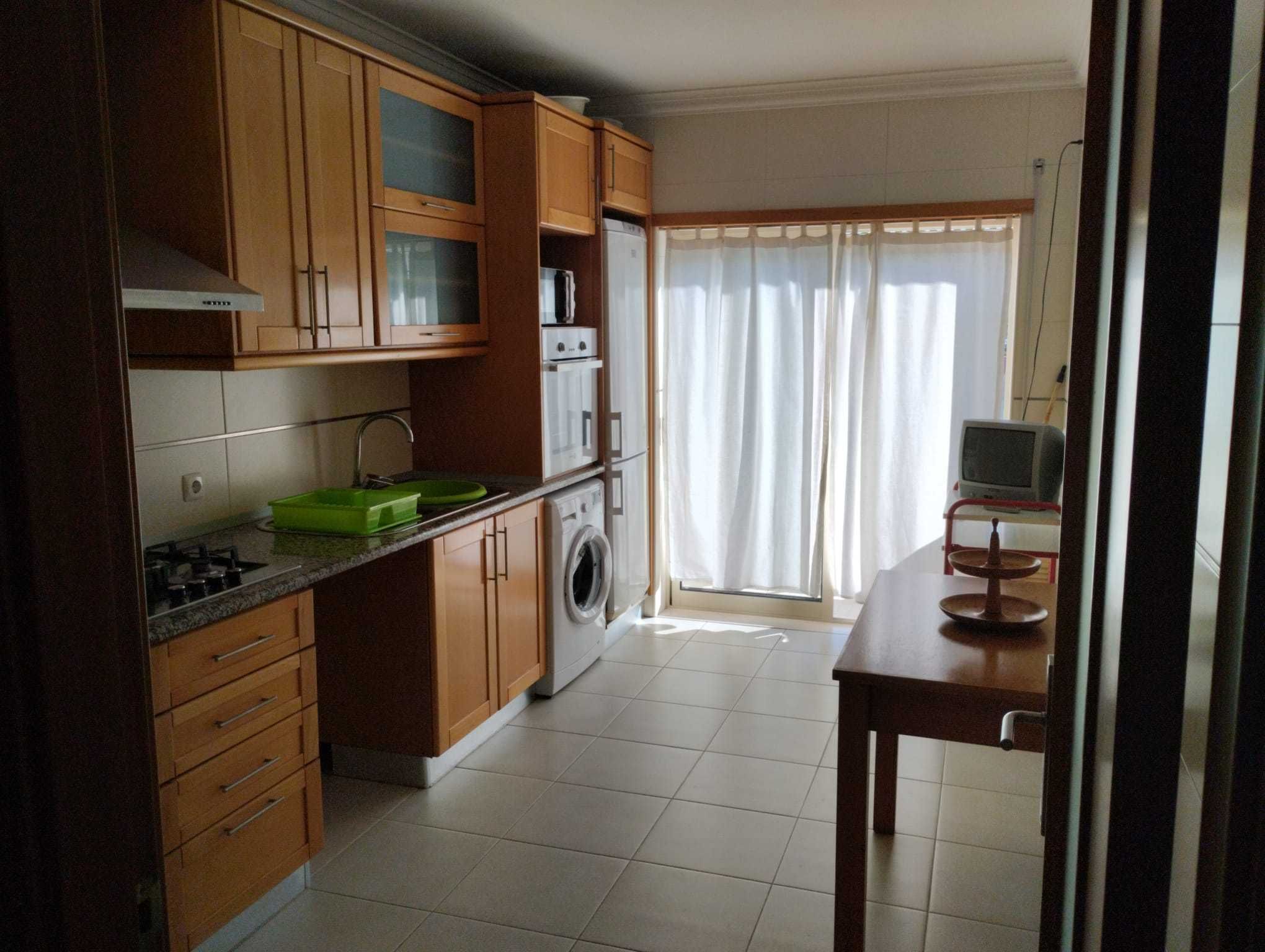 Quartos para estudantes nos Parceiros/Leiria